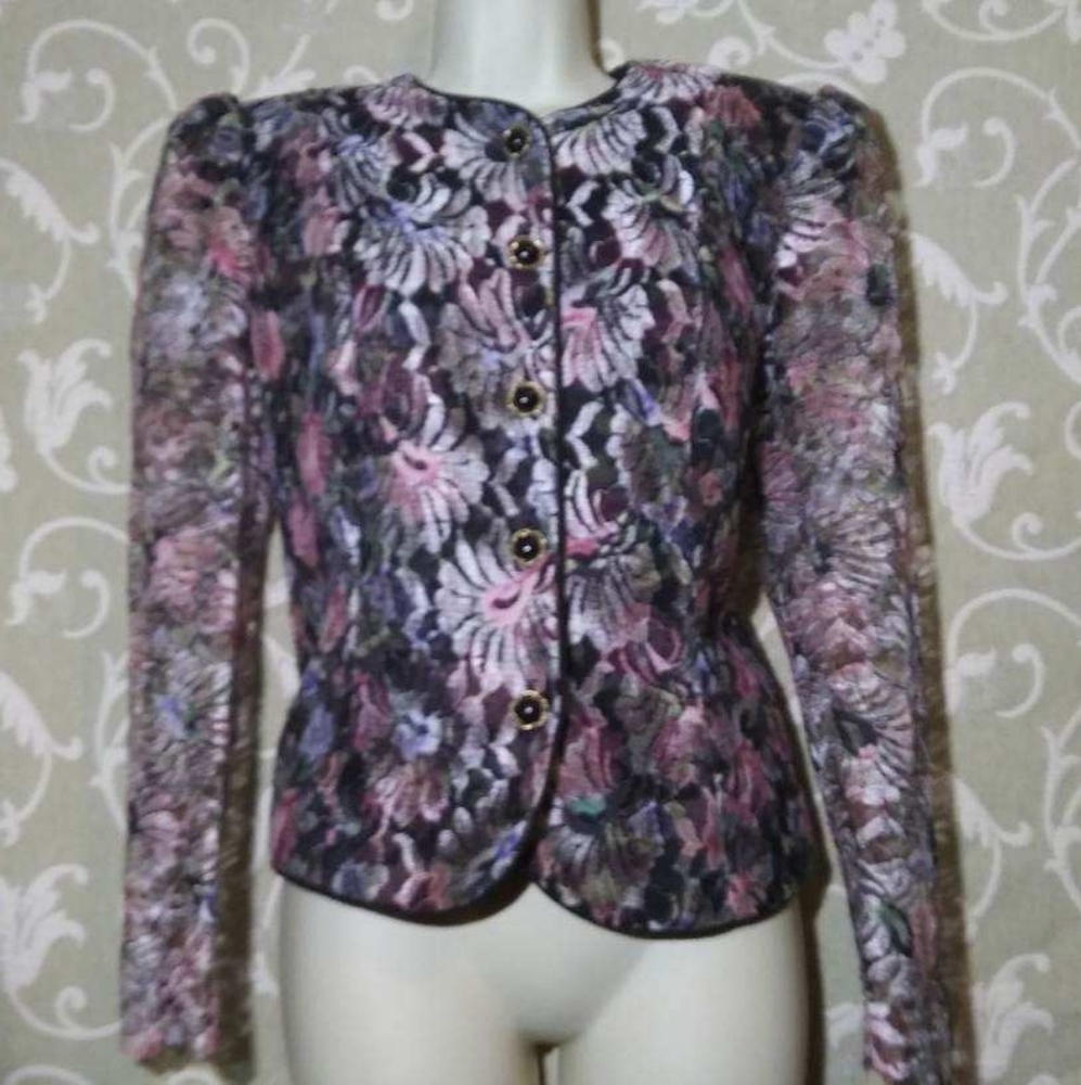 T F Size 12 Vintage Floral Lace Jacket